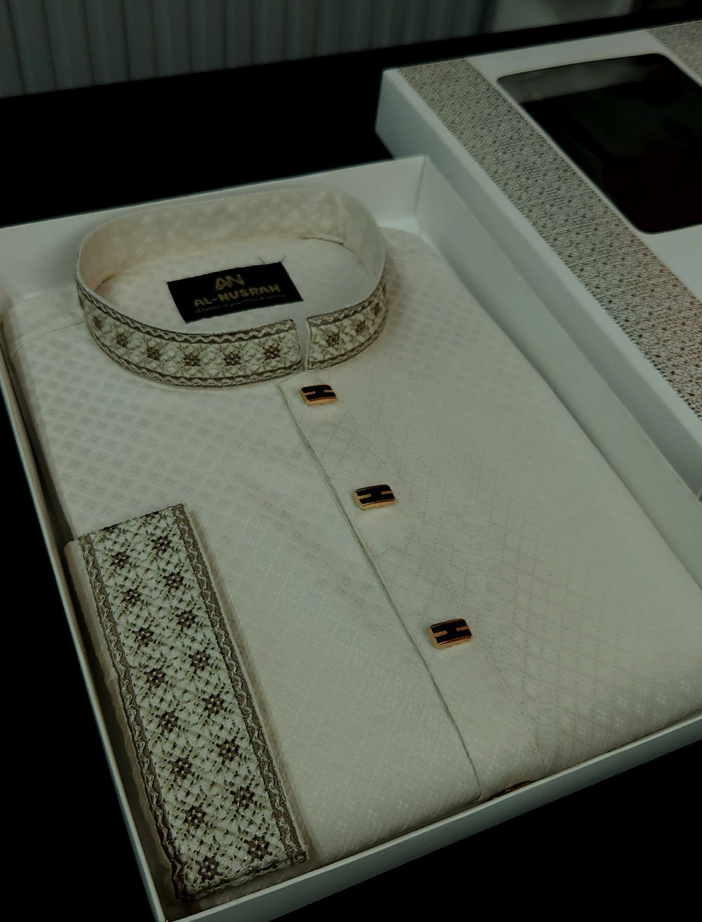 Indian popcorn fabric Off White